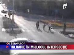 Talharie in mijlocul unei intersectii