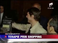 Katie Holmes, terapie prin shopping dupa divortul de Tom Cruise