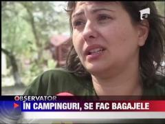 Turistii din campinguri isi fac bagajele