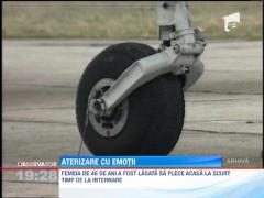 Atac de panica in avion! O femeie a fost luata cu ambulanta de la Aeroportul Iasi
