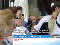 Turisti inselati si cu banii luati
