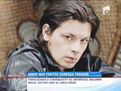 Idila intre Vanessa Paradis si cantaretul Benjamin Biolei