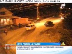 Muncitori prinsi in timp ce furau pavele