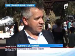 Artisti, cavaleri medievali si masini de epoca, pe strazile din Drobeta Turnu Severi