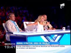 Concurentii X Factor fac orice ca sa demonstreze ca au factorul X