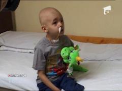 Andrei, copilul operat de tumoarea gigant de pe fata, a fost externat