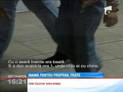 O copila de 13 ani din Brasov e nevoita sa joace rolul de mama pentru fratiorul ei mai mic