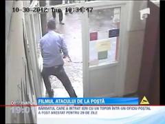 Barbatul care a intrat inarmat cu un topor intr-un oficiu postal a ajuns dupa gratii