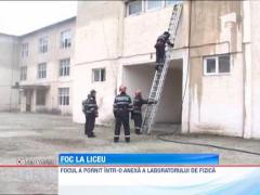 Incendiu intr-un liceu din Targoviste