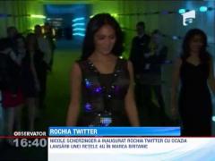Nicole Scherzinger a purtat prima rochie Twitter
