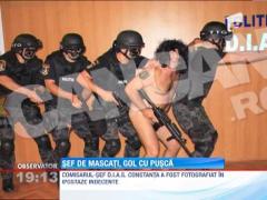 Seful DIAS Constanta, Emanoil Moraru, pozat gol cu o arma in mana