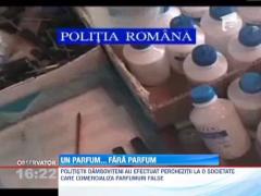 Parfumuri contrafacute, vandute pe internet, la Craiova! Prejudiciu de peste 200.000 de lei
