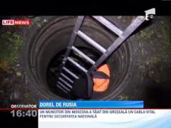 Rusia a pierdut legatura cu satelitii civili: Muncitorii au rupt un cablu de la Centrul de Control