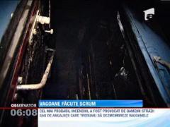 8 vagoane dezafectate au luat foc in apropierea Garii de Nord! Pompierii au intervenit cu 10 autospeciale cu apa si spuma