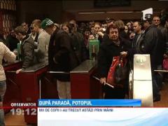 Aglomeratie la metrou, dupa parada de 1 Decembrie