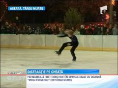 Peste o mie de oameni au venit la deschidrea patinoarului din Targu Mures