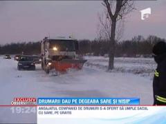 Drumurii dau gratis sare si nisip