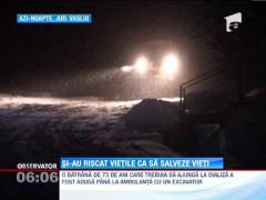 Medicii si pompierii si-au riscat vietile ca sa salveze vieti