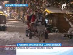 Mos Craciun se plimba prin Targu-Mures cu autobuzul