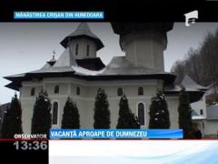 Turism ecumenic la manastiri