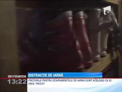 Turistii se distreaza pe partii cu "gogoasa de zapada"