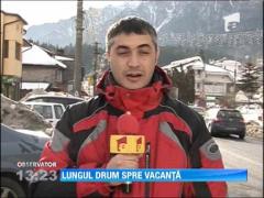 Revin valurile de masini pe sosele spre statiunile montane