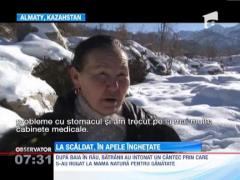 Traditie in Kazahstan: baie in apa inghetata