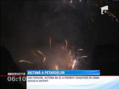 Prima victima a petardelor in 2013
