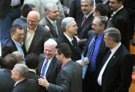 Cele mai trasnite legi lansate de parlamentari