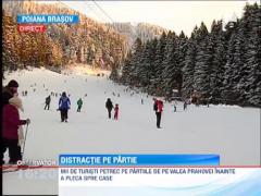 Mii de turisti au luat cu asalt partiile de pe Valea Prahovei