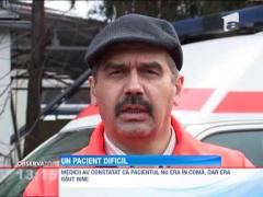 Membrii echipajului unei ambulante din Galati, agresati de un pacient in stare de ebrietate