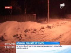 Drumuri blocate de viscol