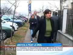 Viitorii judecatori au dileme erotice! O intrebare demna de filmele pentru adulti i-a pus in dificultate in timpul unui examen