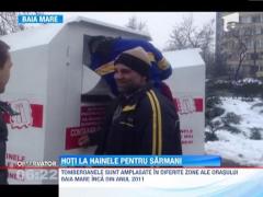 Surprinsi in timp ce furau haine de la nevoiasi