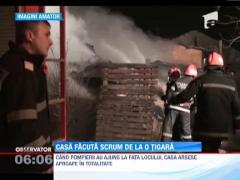 O tigara aruncata la intamplare a provocat un incendiu puternic, intr-o locuinta din Bucuresti