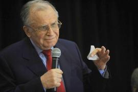 La multi ani, Ion Iliescu! Fostul presedinte a implinit 83 de ani