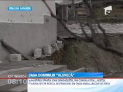 Manastire in pericol de prabusire din cauza alunecarilor de teren