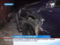 Si-a bagat doi prieteni in spital, dupa ce s-a urcat baut la volan