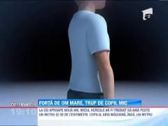 Inspectorii de la Protectia Copilului au facut o noua vizita la domiciliul "micului Hercule". A fost descoperita o inregistrare in care copilul sparge nuci cu pumnul