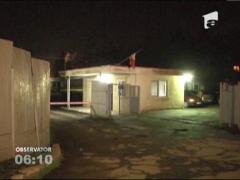 Rafuiala cu arme albe si focuri de arma langa sediul IPJ Dambovita