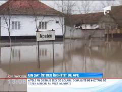 In mijlocul unui sat aradean s-a format un lac