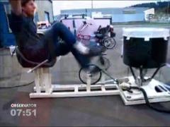 INVENTIA UNUI AMERICAN: Masina de spalat cu pedale