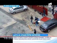 IMAGINI SOCANTE! Lupte de strada intre zeci de suporteri stelisti si rapidisti