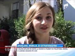 Ardelenii, vizitati de extraterestri. Un OZN a fost filmat de o fata din Bistrita