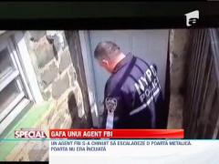 SPECIAL!!! Atentatele din Boston: Un agent FBI s-a chinuit minute bune sa escaladeze o poarta metalica