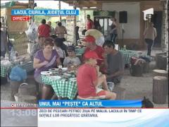 Zeci de pescari petrec 1 Mai muncitoresc la peste