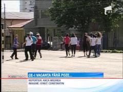 Agitatie la scoala: Copiii si-au prezentat colectia de poze din vacanta