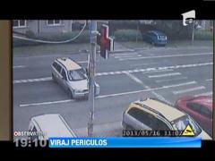 O tanara din Satu Mare a fost la un pas sa fie strivita de o masina