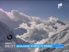 Raha Moharrak, o tanara din Arabia Saudita, a cucerit muntele Everest