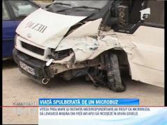 Dolj: O eleva a murit lovita de un microbuz